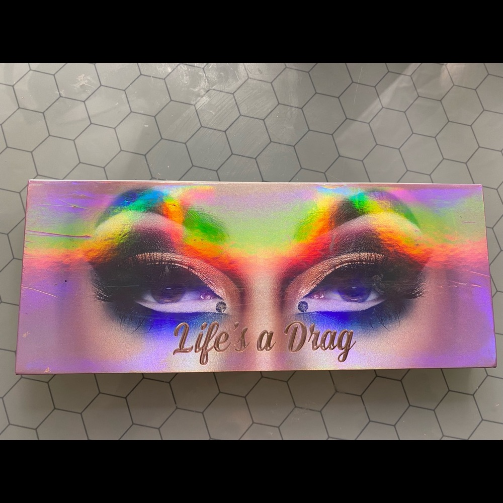 Original Life’s A Drag palette